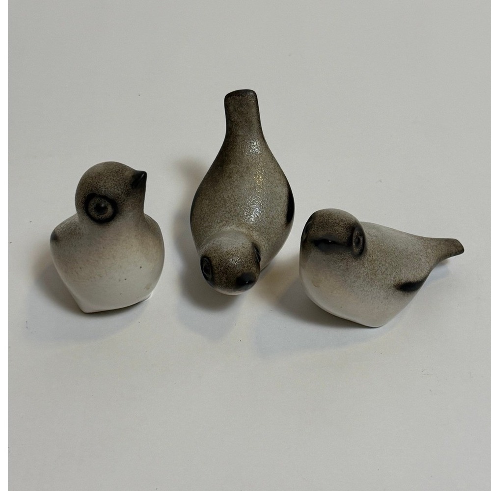 Howard Pierce Ceramic Bird Figurines – Set of 3 – Mid‑Century Modern 3.5"